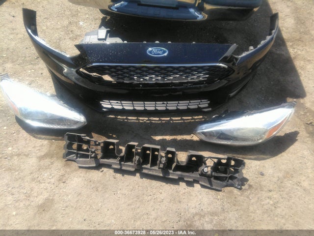 Ford FOCUS SE 2015 1FADP3F25FL387388 Image 4