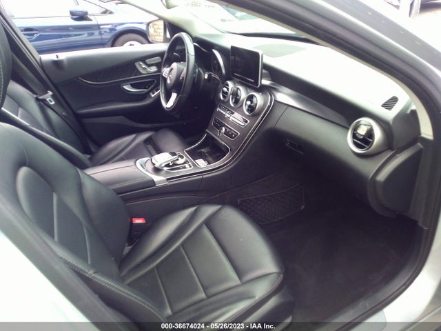 55SWF4JB1FU084919 Mercedes-Benz C-class C 300