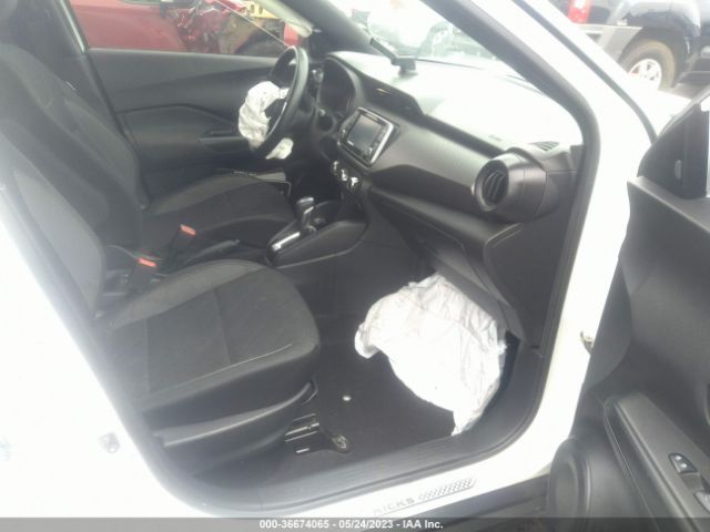3N1CP5BV8LL498196 Nissan KICKS S