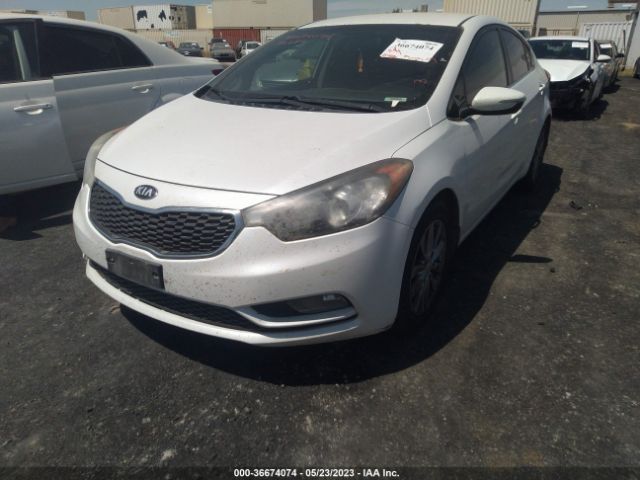 KNAFX4A83E5128080 KIA FORTE EX