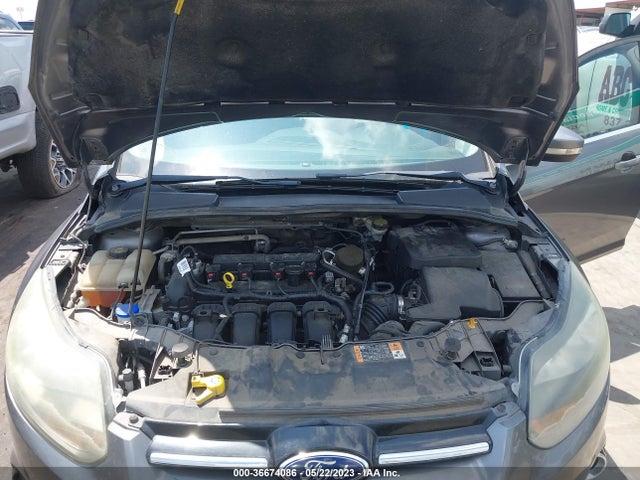 Ford Focus Titanium 2014 1FADP3J25EL390216 Image 11