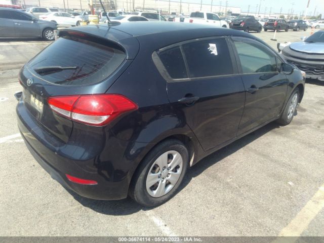 KNAFK5A83H5694717 KIA Forte5 Lx