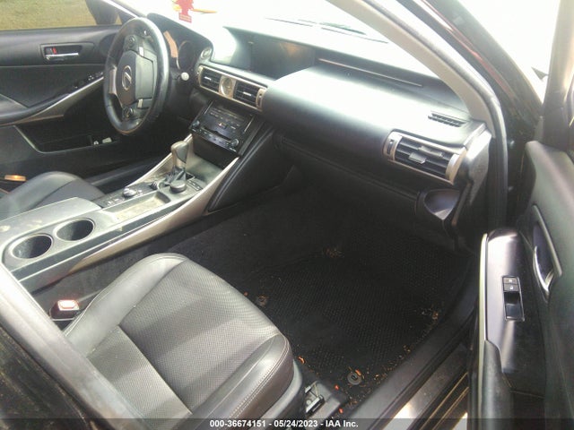 Lexus IS 250 2014 JTHBF1D27E5028377 Image 5