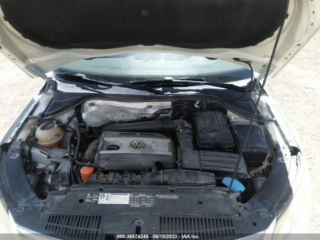 2011 VOLKSWAGEN TIGUAN S 4MOTION VIN: WVGBV7AX2BW501773
