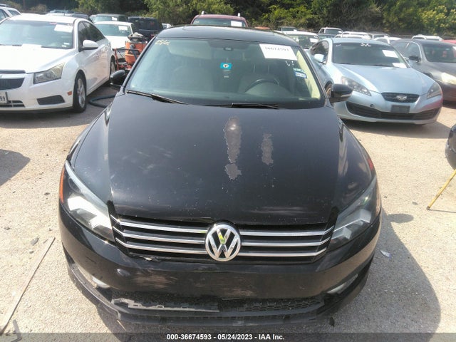 1VWBS7A31FC031668 Volkswagen Passat 1.8t Se W/sunroof & Nav