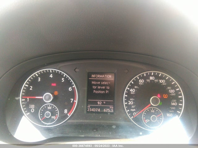 1VWBS7A31FC031668 Volkswagen Passat 1.8t Se W/sunroof & Nav
