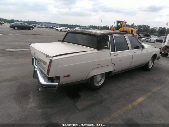 1983 OLDSMOBILE 98 REGENCY VIN: 1G3AX69Y6DM934450