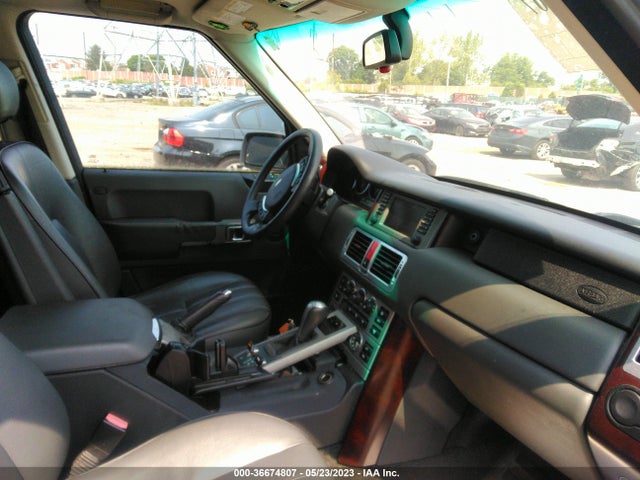 2004 LAND ROVER RANGE ROVER HSE VIN: SALME11424A157547