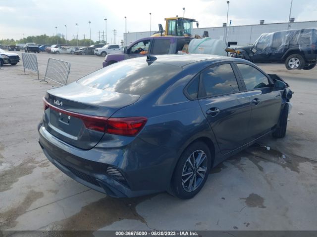 3KPF24AD8NE456789 KIA Forte Lxs