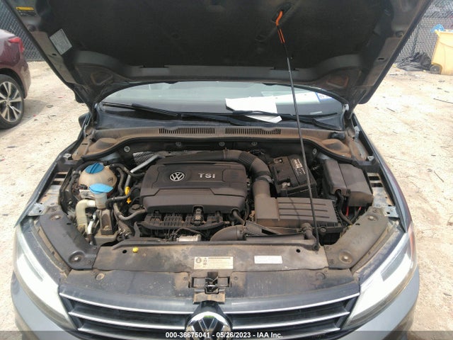 3VWD17AJ0FM209935 Volkswagen Jetta Sedan 1.8t Se