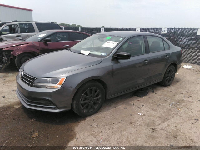 3VWD17AJ0FM209935 Volkswagen Jetta Sedan 1.8t Se