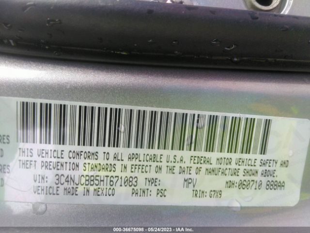 3C4NJCBB5HT671083 Jeep Compass Latitude
