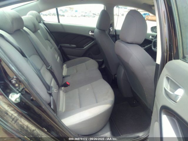 3KPFK4A70JE200277 KIA FORTE LX