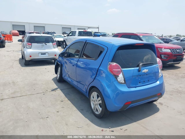 Chevrolet Spark Lt 2014 KL8CD6S98EC432835 Image 4
