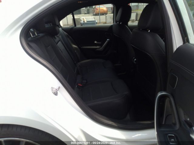 WDD3G4FB9KW021461 Mercedes-Benz A-class A 220