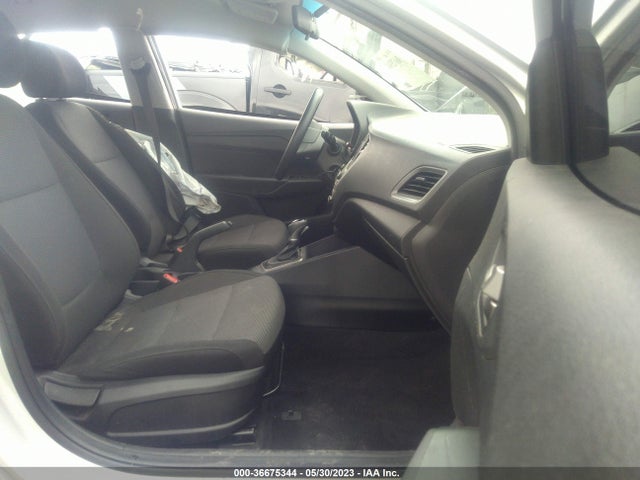 Hyundai ACCENT SE 2019 3KPC24A35KE059529 Image 6