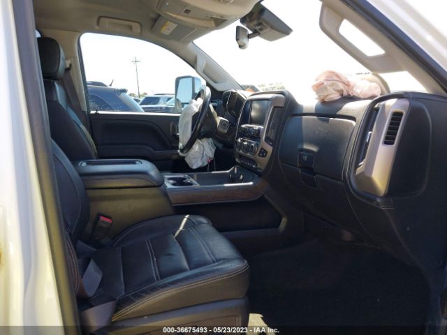 1GT12UEY7HF191381 GMC Sierra 2500hd Denali