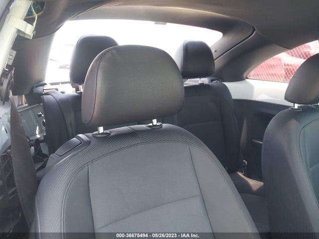 3VWJA7AT0FM631143 Volkswagen Beetle Coupe 2.0l Tdi W/sun/sound/nav