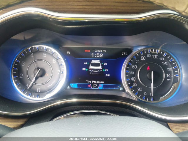 Chrysler 200 C 2016 1C3CCCCG9GN176948 Image 7