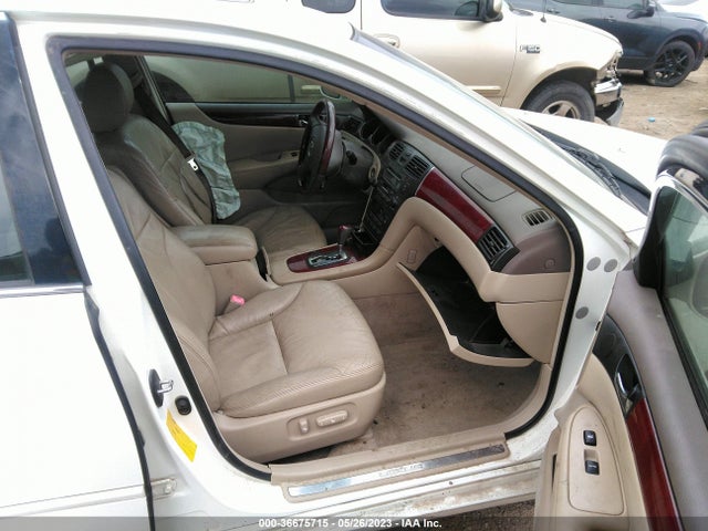 2004 LEXUS ES 330 VIN: JTHBA30GX40023441