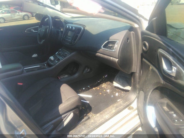 1C3CCCAB8FN725609 Chrysler 200 Limited