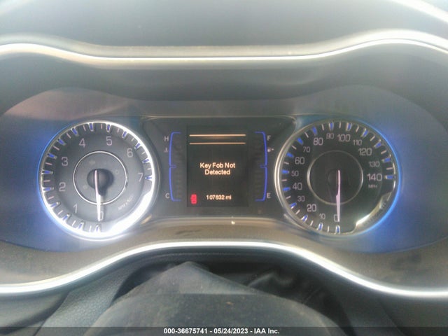 1C3CCCAB8FN725609 Chrysler 200 Limited
