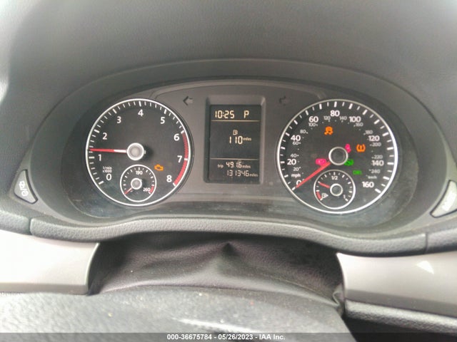 1VWAT7A32FC085327 Volkswagen Passat 1.8t Limited Edition