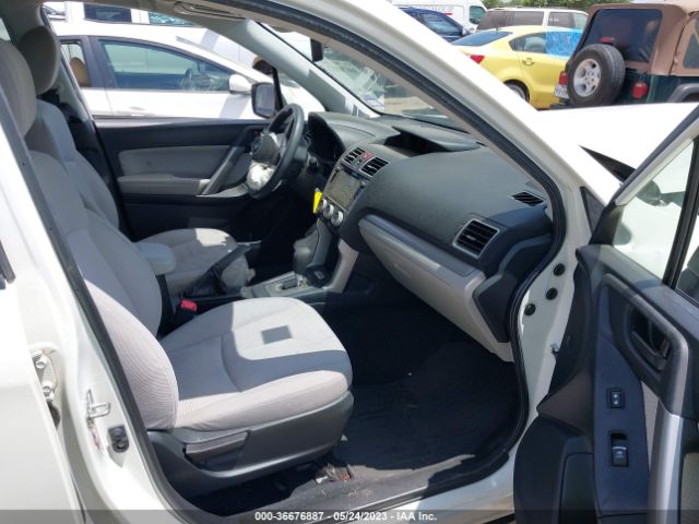 JF2SJAGC1HH428525 Subaru Forester Premium