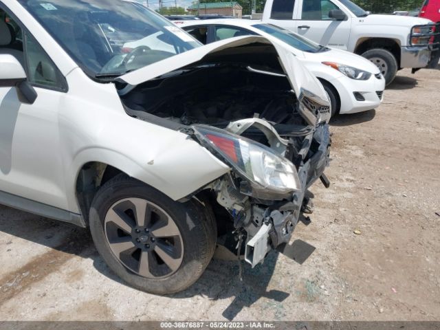 JF2SJAGC1HH428525 Subaru Forester Premium
