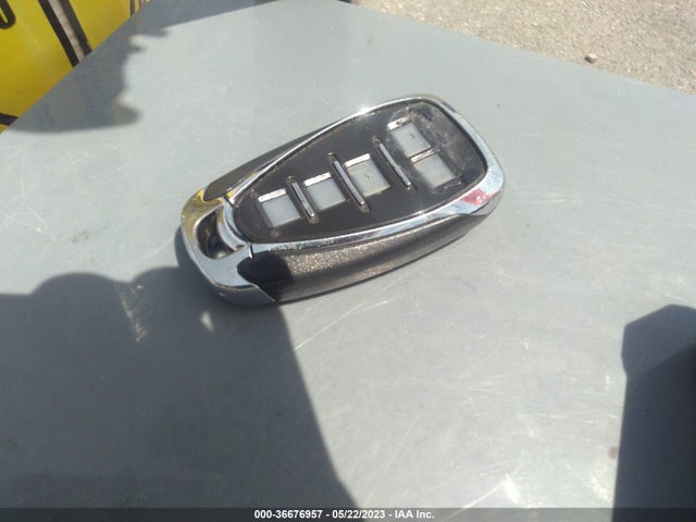 Chevrolet Sonic Premier 2018 1G1JF5SB8J4135373 Image 3