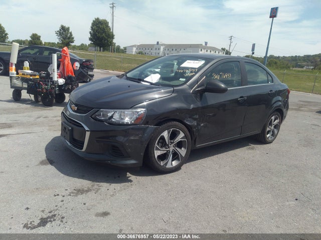 Chevrolet Sonic Premier 2018 1G1JF5SB8J4135373 Image 2