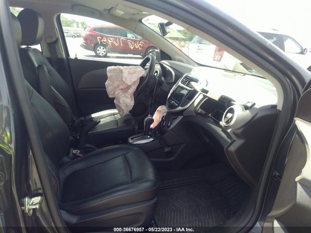 Chevrolet Sonic Premier 2018 1G1JF5SB8J4135373 Image 6