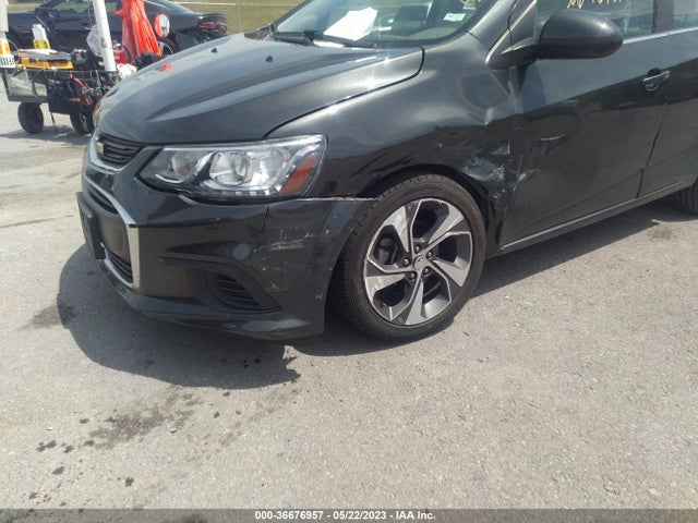 Chevrolet Sonic Premier 2018 1G1JF5SB8J4135373 Image 7