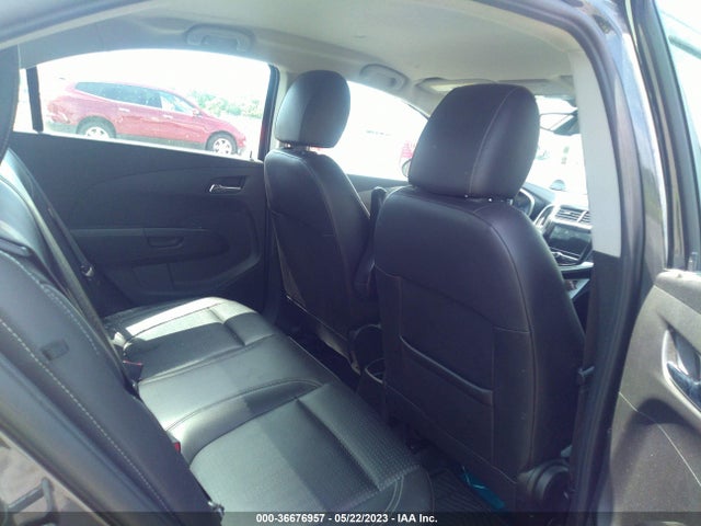 Chevrolet Sonic Premier 2018 1G1JF5SB8J4135373 Image 9