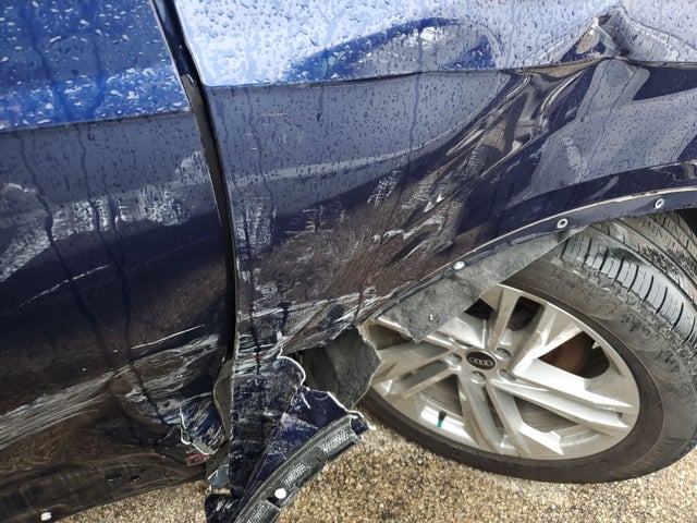 WA1LJAF76MD026390 Audi Q7 Premium Plus