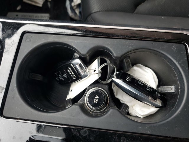 WA1LJAF76MD026390 Audi Q7 Premium Plus