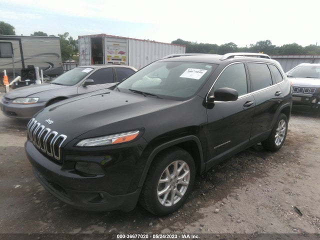 1C4PJLCBXGW377078 Jeep Cherokee Latitude