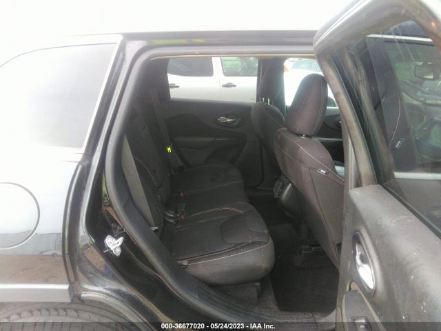 1C4PJLCBXGW377078 Jeep Cherokee Latitude
