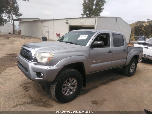 Toyota Tacoma Prerunner 2015 3TMJU4GNXFM177226 Image 2