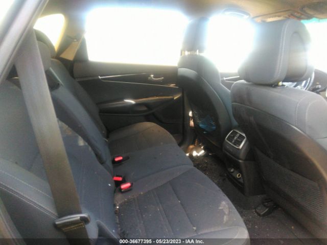 5XYPG4A36GG182687 KIA SORENTO LX