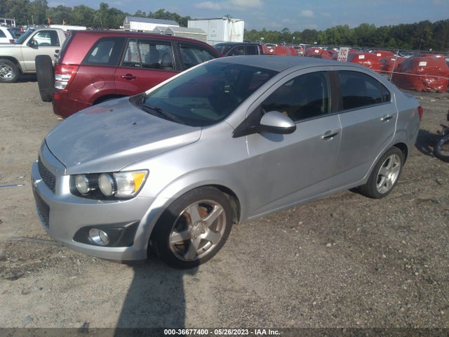 Chevrolet SONIC LTZ 2015 1G1JE5SB8F4124500 Image 2