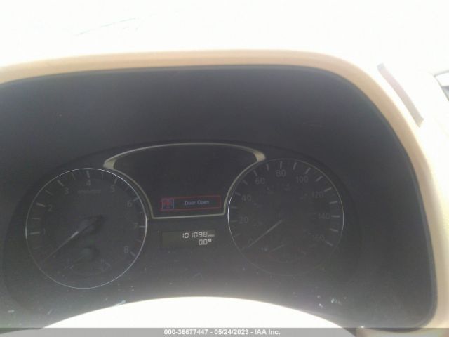 5N1AR2MM8EC735927 Nissan Pathfinder S