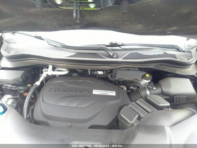 36677558 :رقم المزاد ، 5FNYF6H99GB100164 vin ، 2016 Honda Pilot Touring مزاد بيع