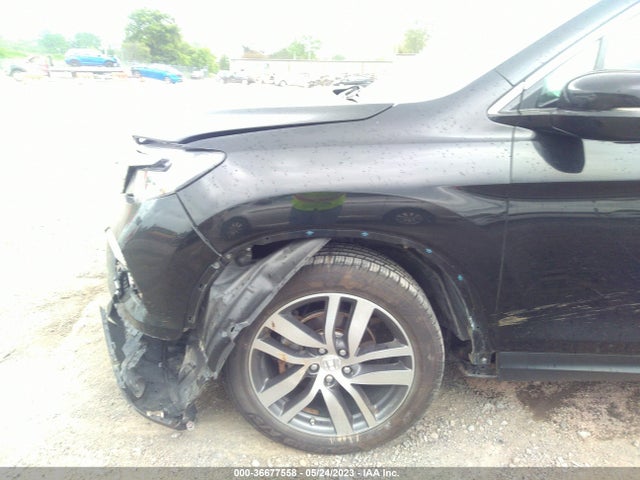 36677558 :رقم المزاد ، 5FNYF6H99GB100164 vin ، 2016 Honda Pilot Touring مزاد بيع