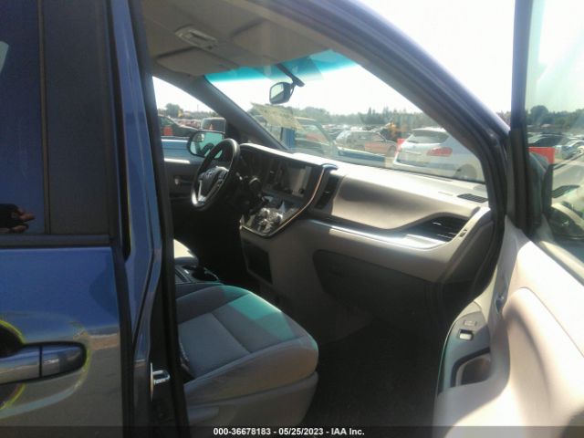 5TDJK3DC0FS108497 Toyota SIENNA LE