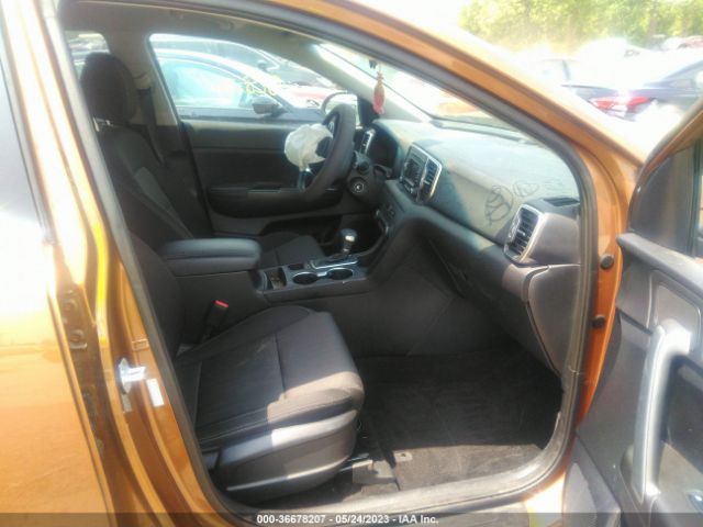 KNDPMCAC4K7591764 KIA Sportage Lx