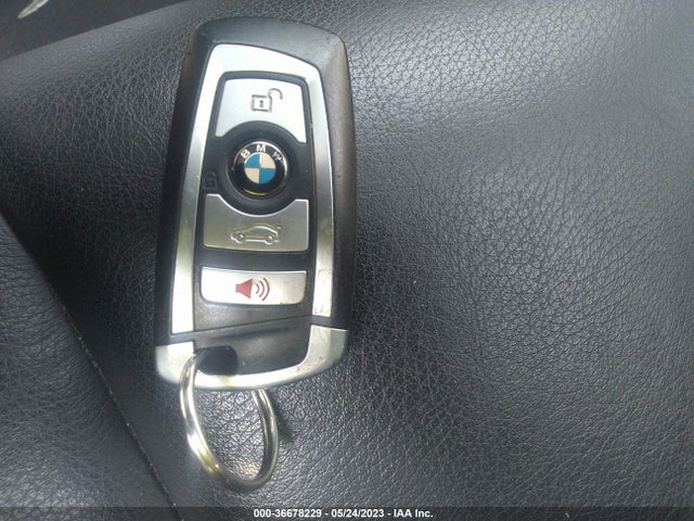 BMW 6 Series 640i 2014 WBALW3C57EC892660 Image 11