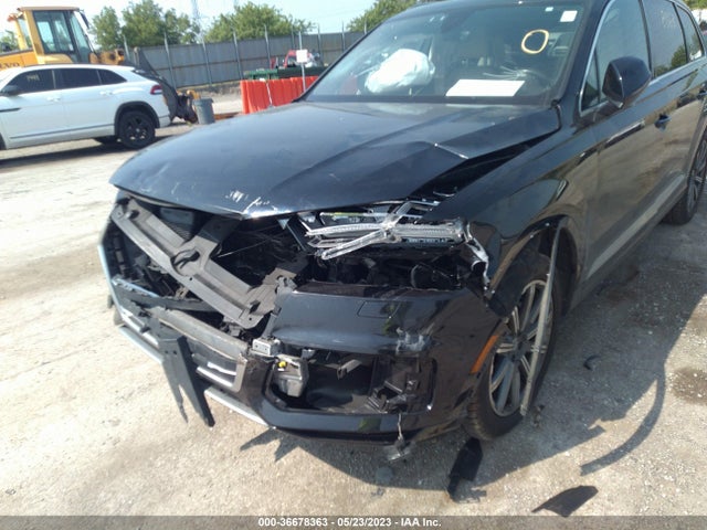 WA1LAAF71HD013455 Audi Q7 Premium Plus