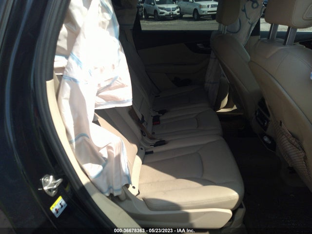 WA1LAAF71HD013455 Audi Q7 Premium Plus