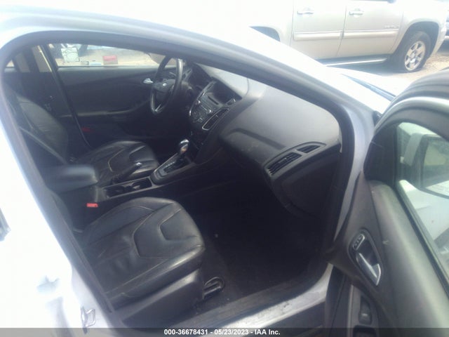 Ford FOCUS SE 2015 1FADP3F20FL375200 Image 6